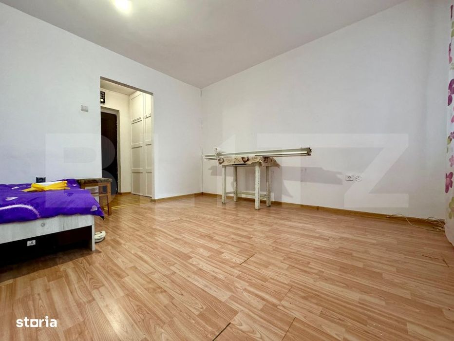 Garsoniera cu balcon inchis, etaj 1, zona Rogerius