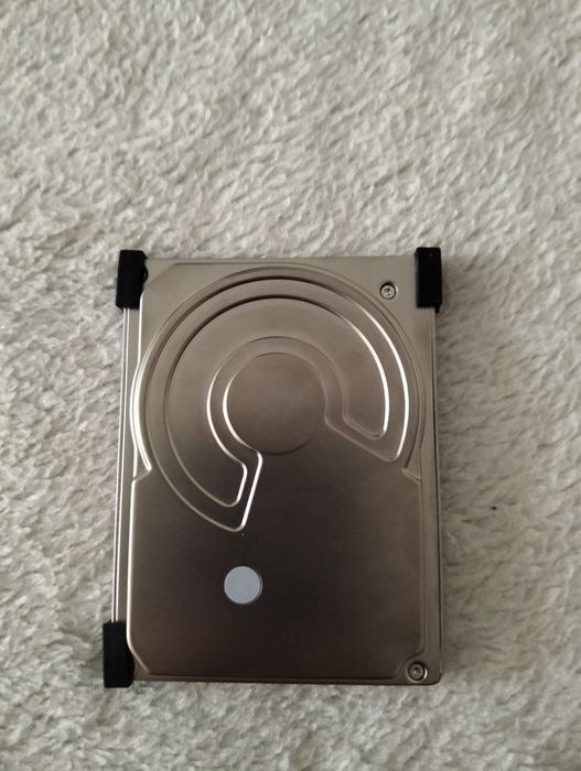 (CITIȚI DESCRIEREA)  HDD Toshiba MK1011GAH, netestat, preț negociabil