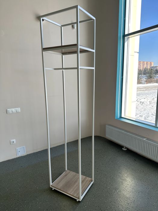 Торговый рейл - Выставочное оборудование для одежды СРОЧНО