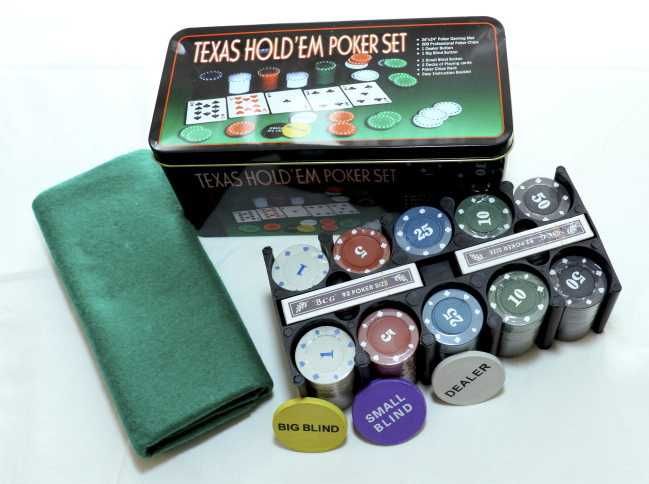 Set trusa poker 200=500 servieta poker