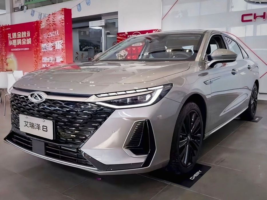 Аренда Chery Arrizo 8 2025 года, 18 000 в сутки