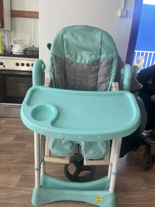 Продам Детский кормл.стул.