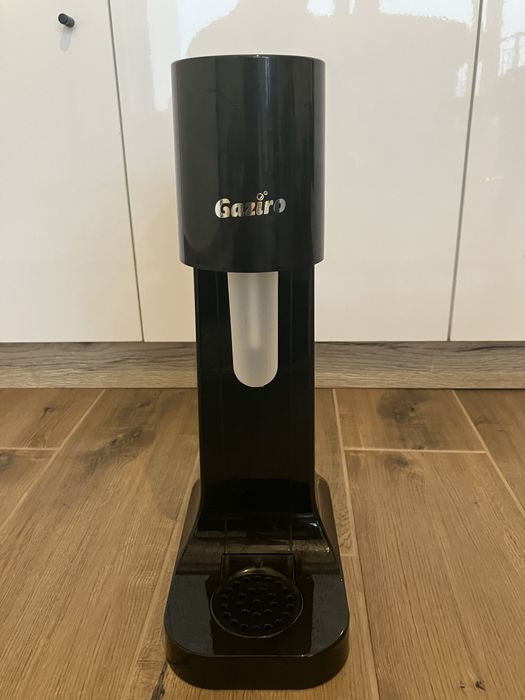 Машина за газиране на вода Gaziro