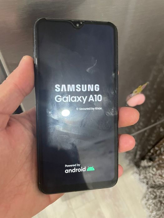 Продам телефон смартфон samsung a10