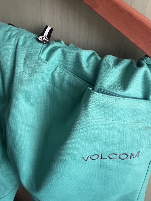 Costum Ski/Snowboard Volcom M