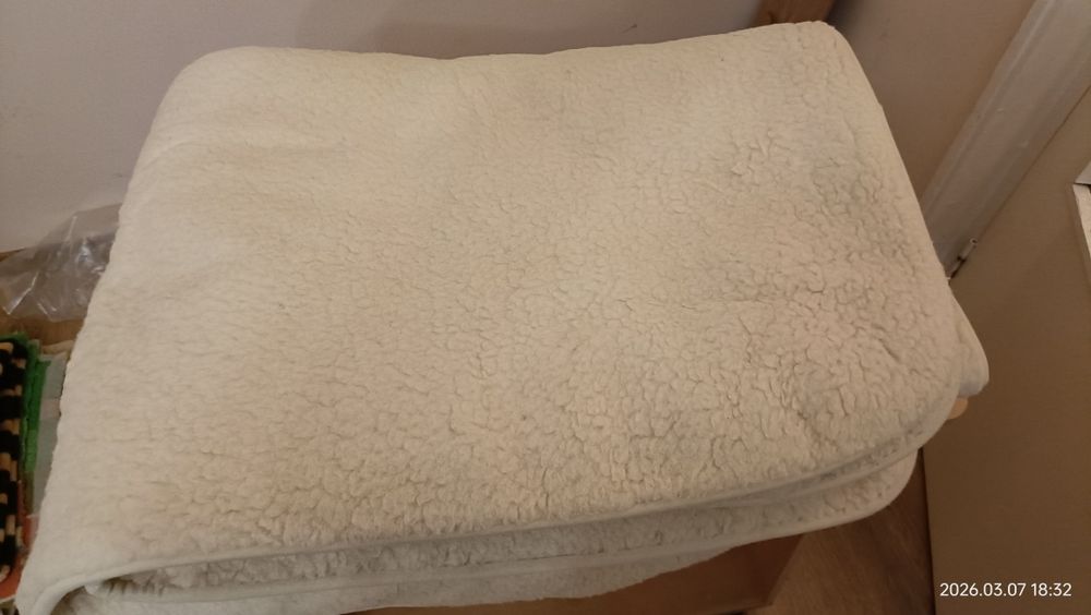 Pătură magnetică din lână Merino