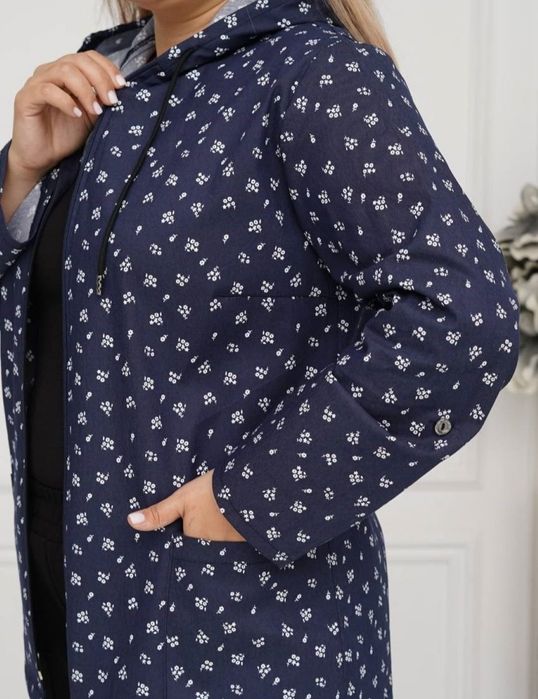 Ветровка женская 52-54 размер