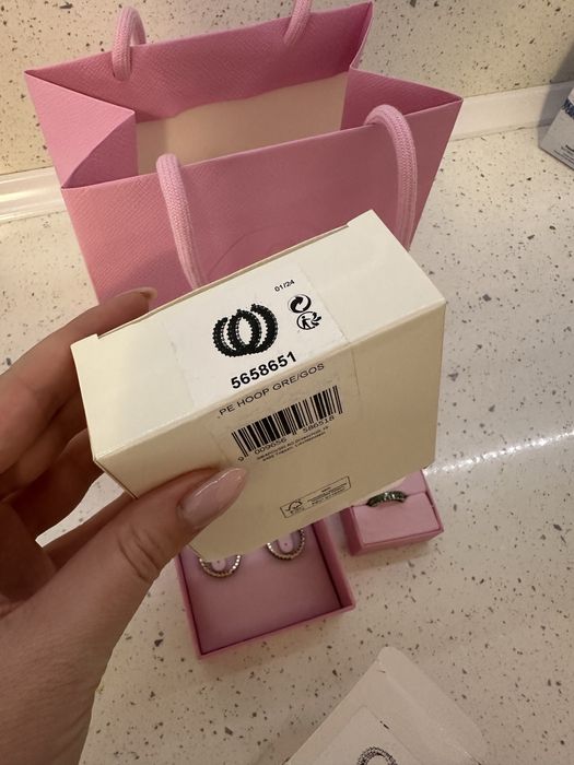 Комплект обеци и пръстен Swarovski