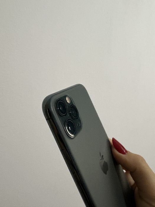 Vând Iphone 11 Pro