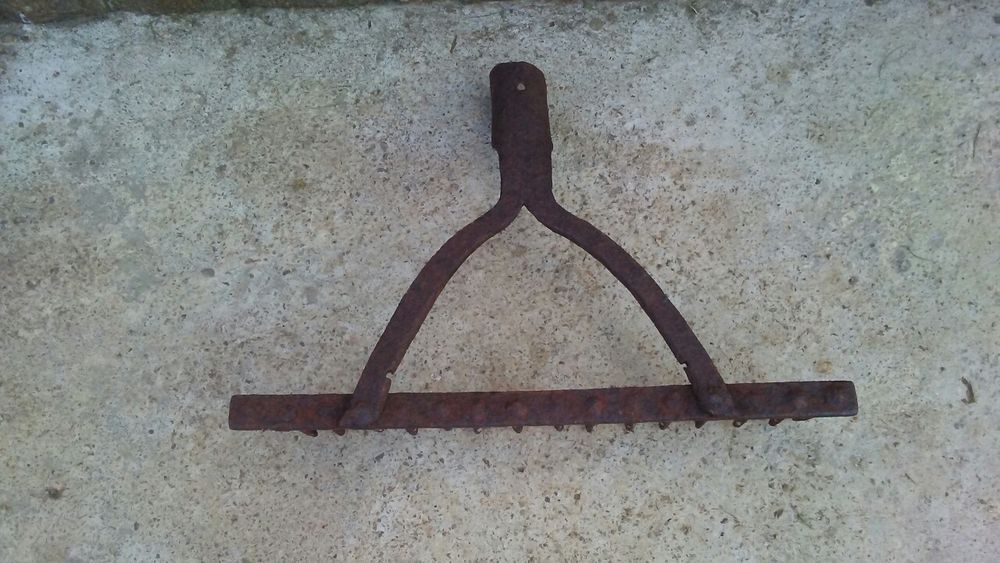 Grebla taraneasca batuta in forja,confec.manual(Handmade)vintaje