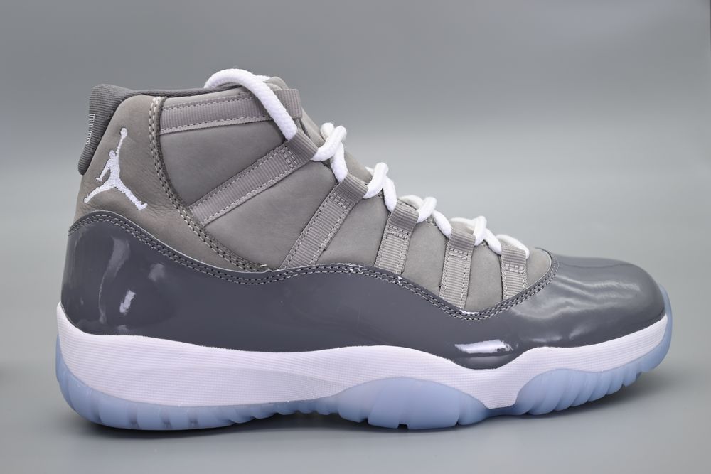 Air Jordan 11 Retro "Cool Grey"