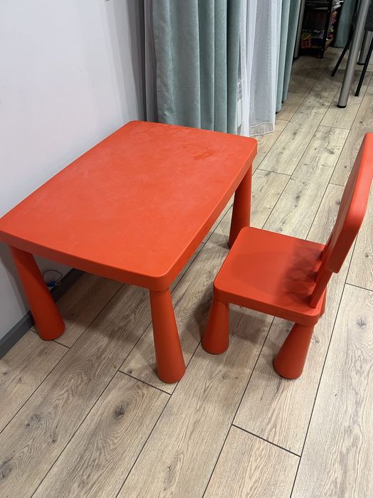 Продам стол и стул икеа МАММУТ