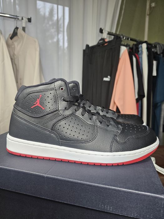 Adidasi Jordan Jumpman