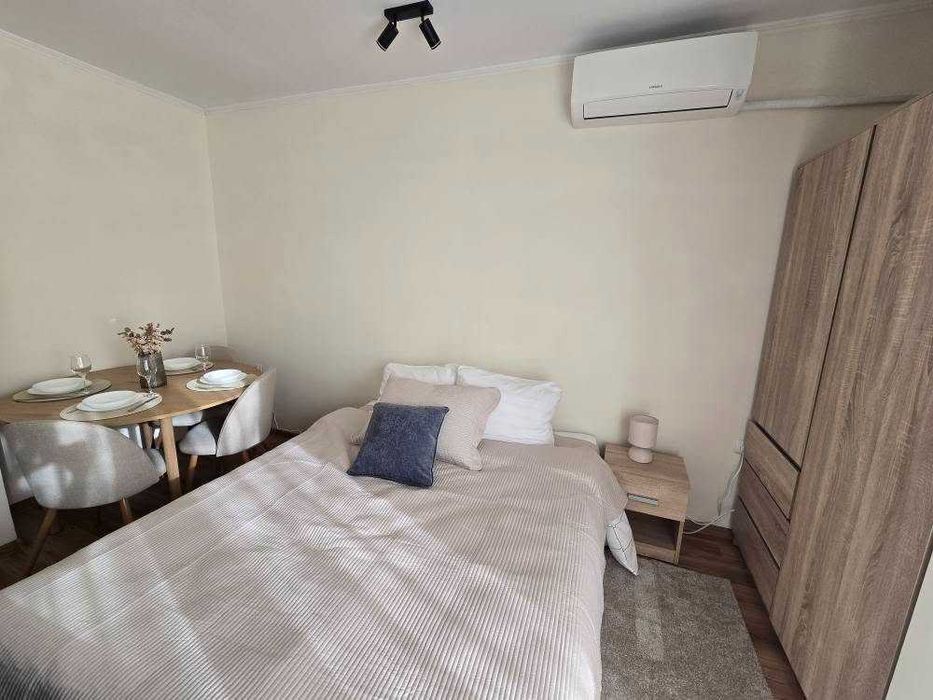 Дава се под наем Едностаен апартамент в Банско - 40 кв.м за 298.86 € - Снимка #1