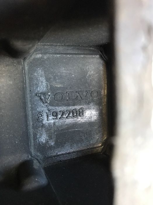 Всмукателен колектор за Volvo FL6 V6 (1990-1998) 8192208, 420737