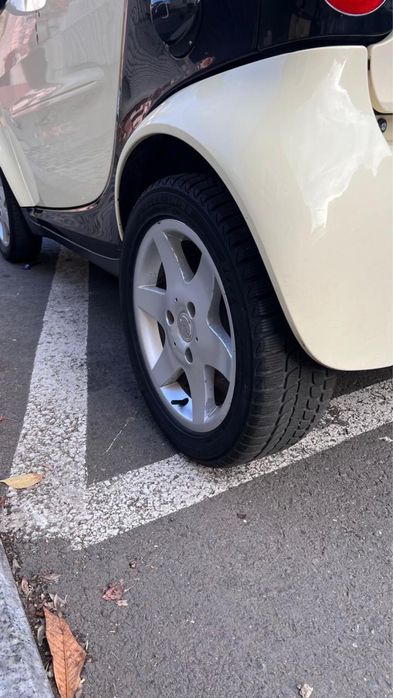 Masina Samrt fortwo  stare foarte bun