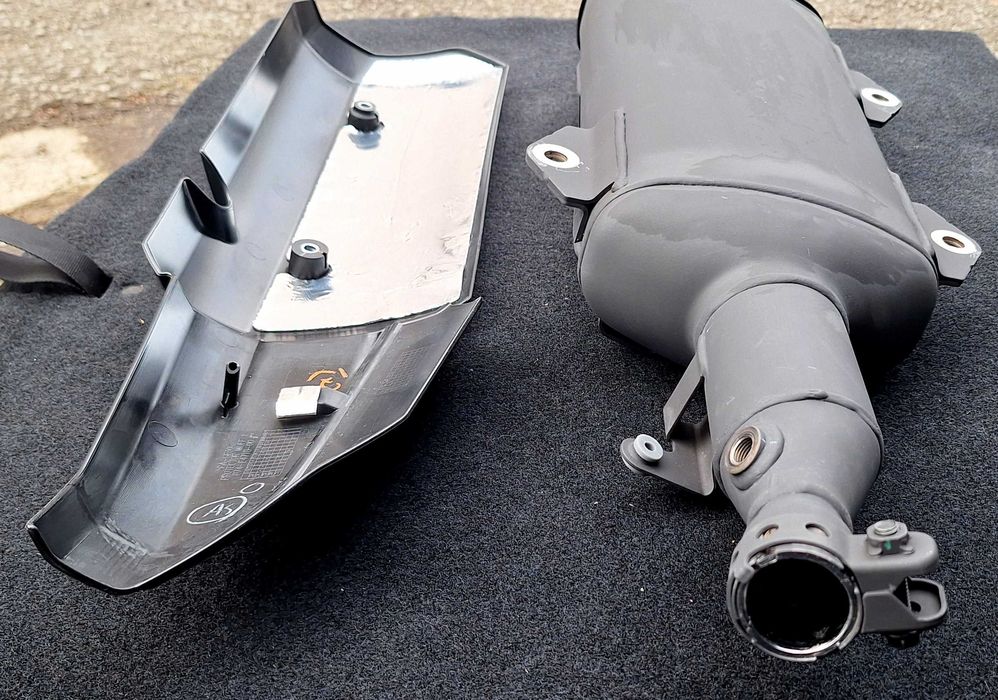 Vand toba esapamant X-Max 300 2024 + ornament plastic