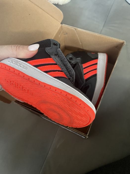 Adidasi adidas nr 21