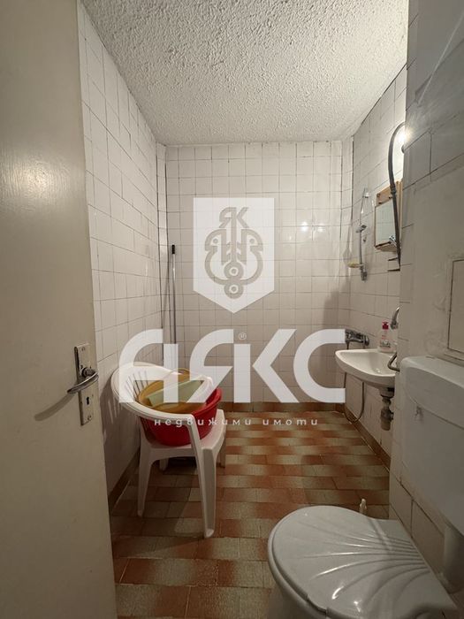 Продава се Двустаен апартамент в София, Люлин 7 - 65 кв.м за 2308 €/кв.м - Снимка #8