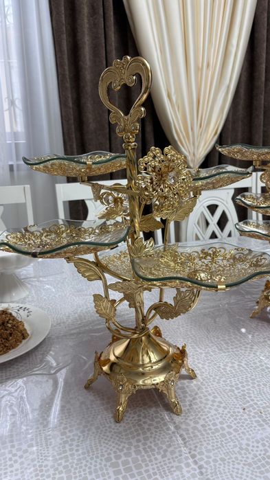 сервировочная этажерка