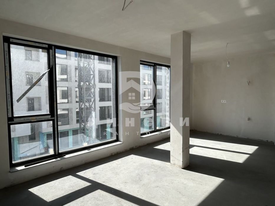 Продава се Тристаен апартамент в Пловдив, Шекер махала - 110 кв.м за 765 €/кв.м - Снимка #1