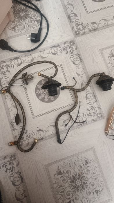 Продам запчасти для люстр