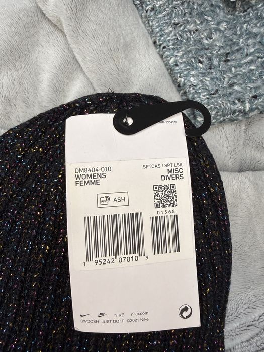 Шапки  Nike  50%