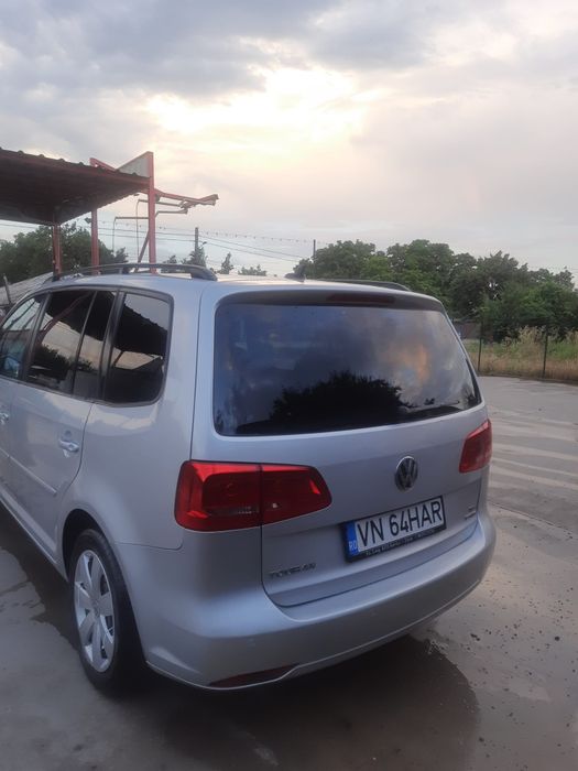 VOLKSWAGEN Touran 2011 — imagine 2