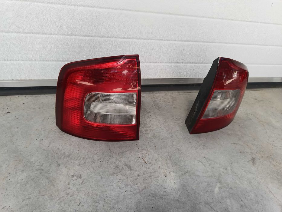 Stop stanga dreapta Skoda Octavia 2 break facelift