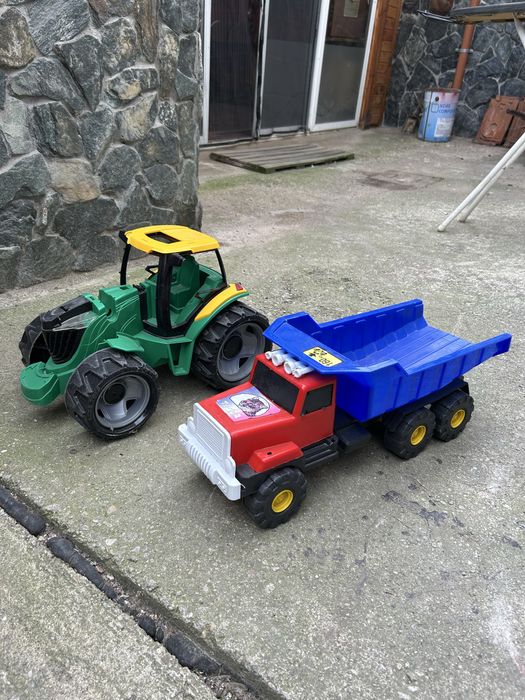 Голями играчки в изправност