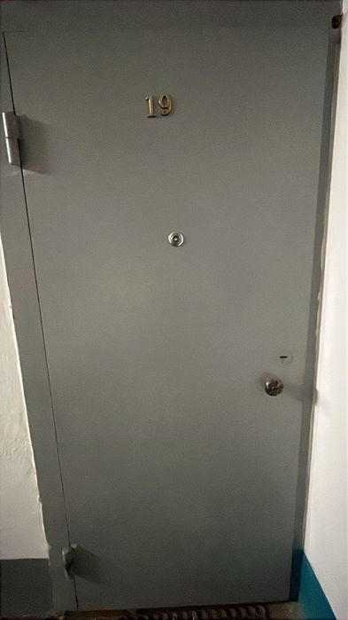 Продам входные двери