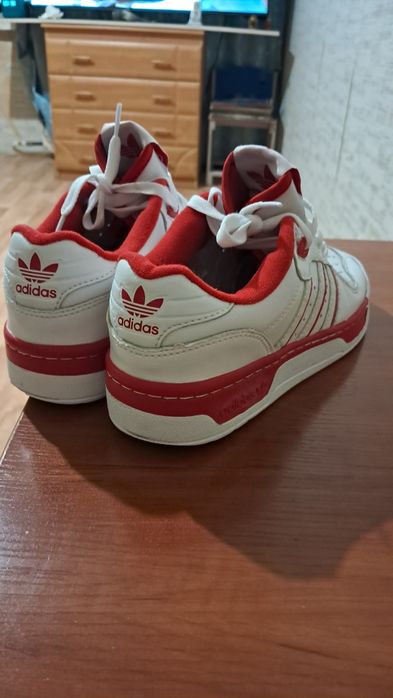 Продам кроссовки!