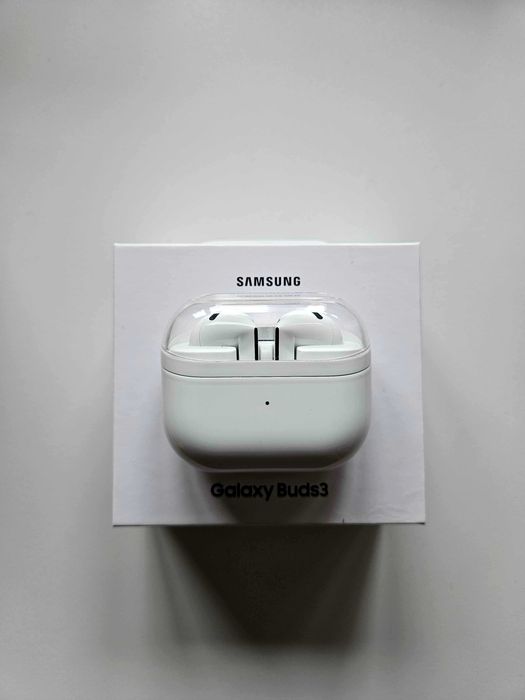 Samsung Galaxy Buds 3 - Перфектно състояние