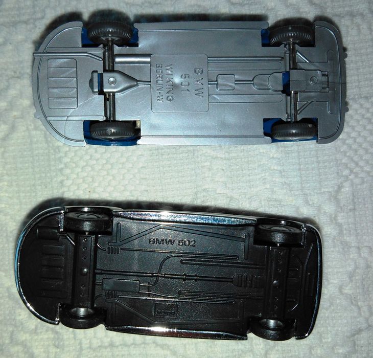 Vand machete autoturisme BMW modele vechi, scara 1:87, Wiking, Herpa