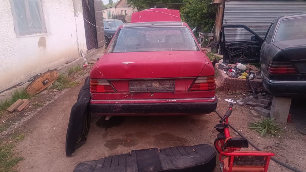 Мерседес 124 автомат