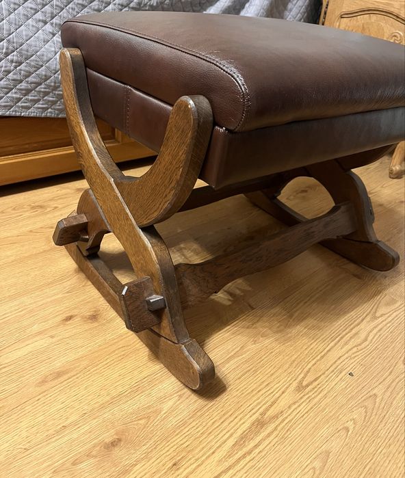 Античен люлеещ се стол