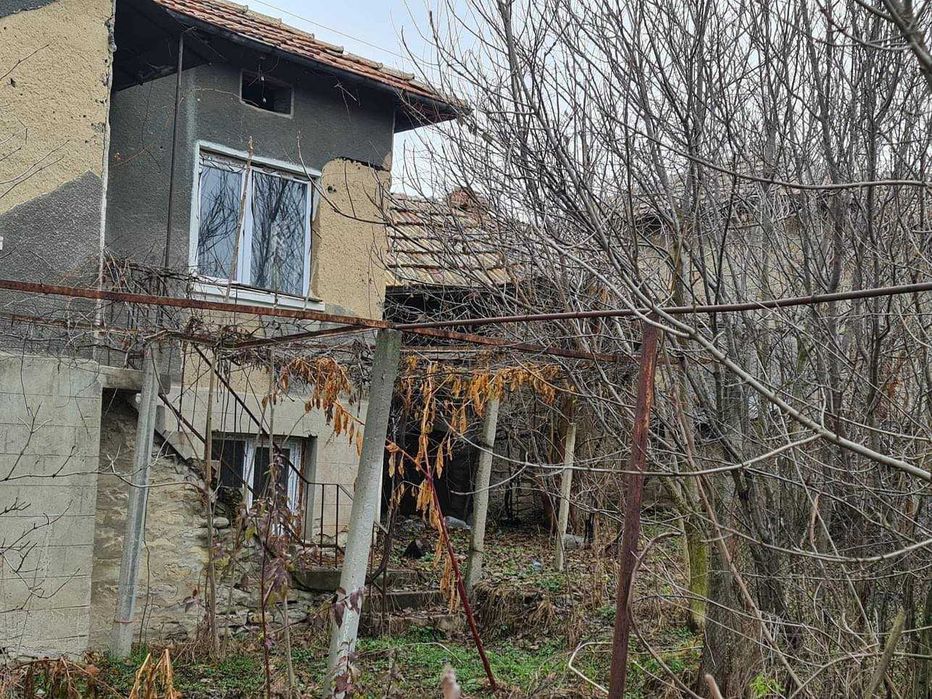 Продава се Къща в с. Съединение, Област Търговище - 150 кв.м за 113 €/кв.м - Снимка #8