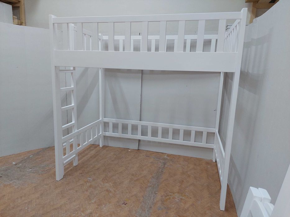 Pat etajat cu spatiu de joaca sau birou.Cod 1009