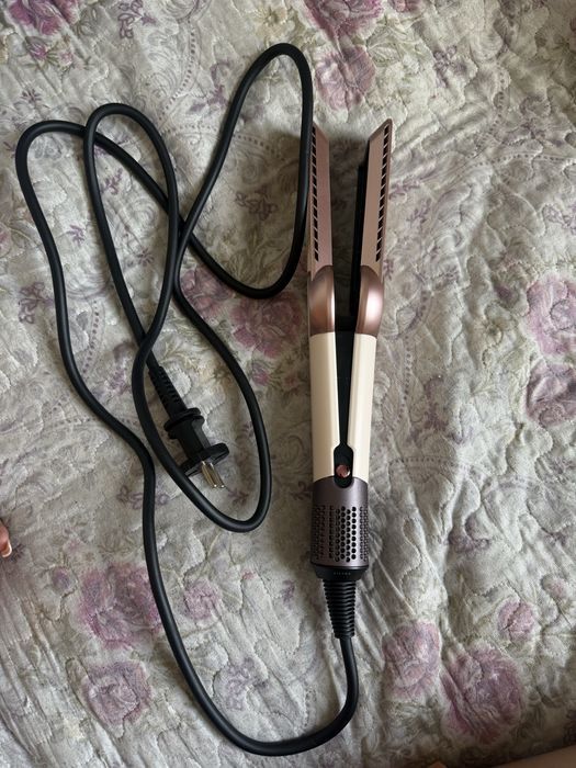 Продам фен - выпрямитель