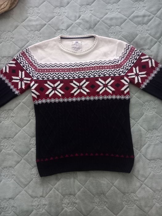 Продам кофту тристайл новая тёплая