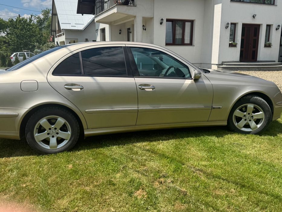 Mercedes E Class 2004 3.2 Diesel