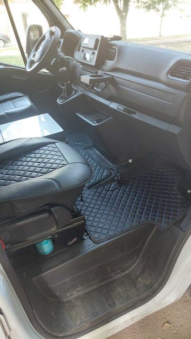 Renault Master 2024 Бордови бус