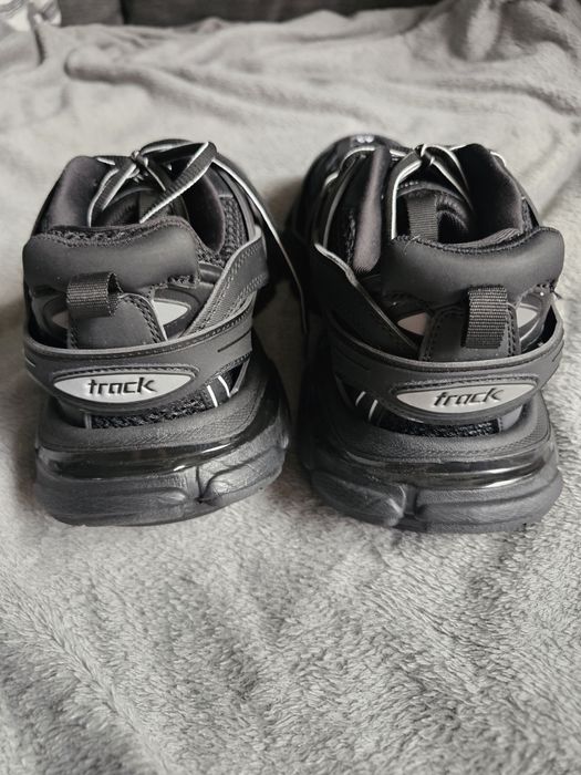 Balenciaga Track Black NOI full box 42