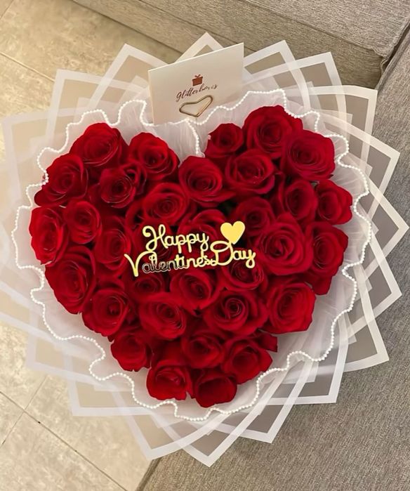 Trandafiri cu sclipici ai stitch la cele maj bune preturi!