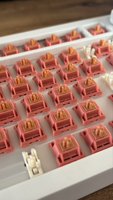 Custom Механична Клавиатура - Чисто нова