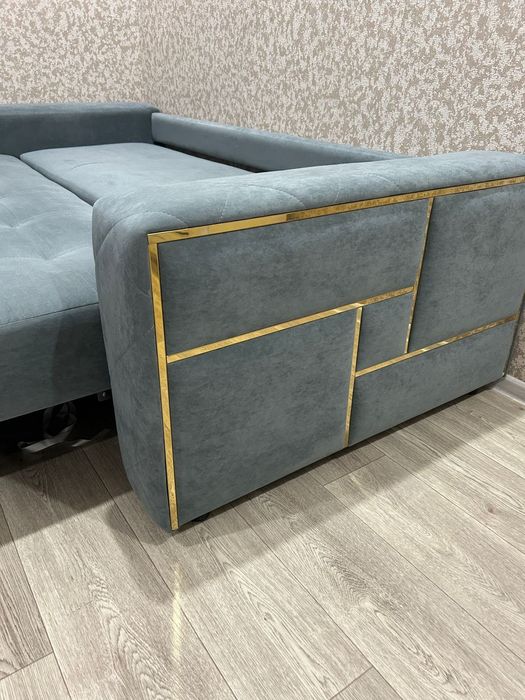 Продам диван в отличном состоянии