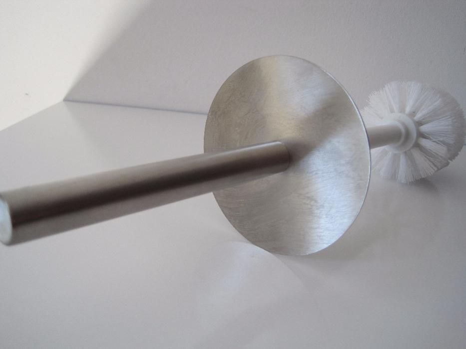 Четка за тоалетна KELA модел GROOVE