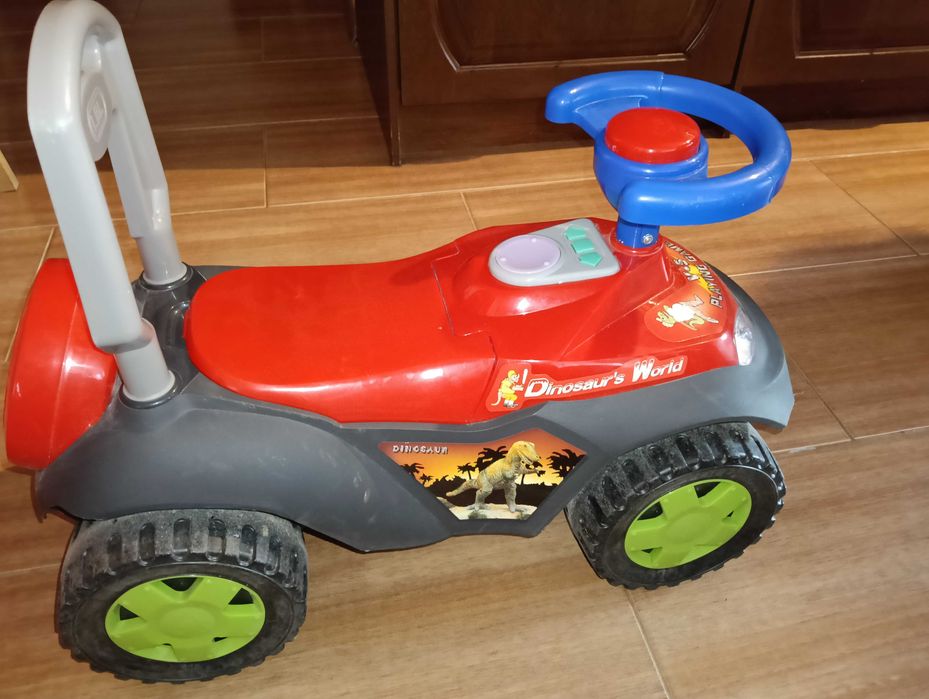 Музикална количка за бутане