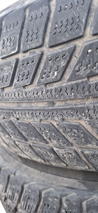 Продам резину всесезонная
