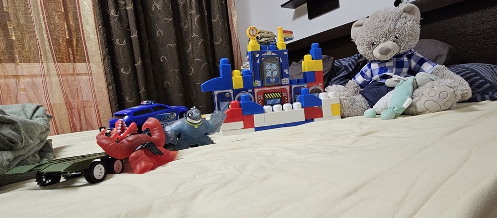 Set jucarii copii: ursulet, masinute, lego